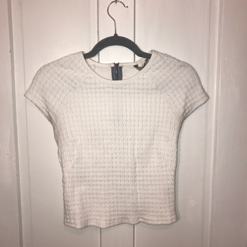 WHITE CROP TOP W ZIPPER